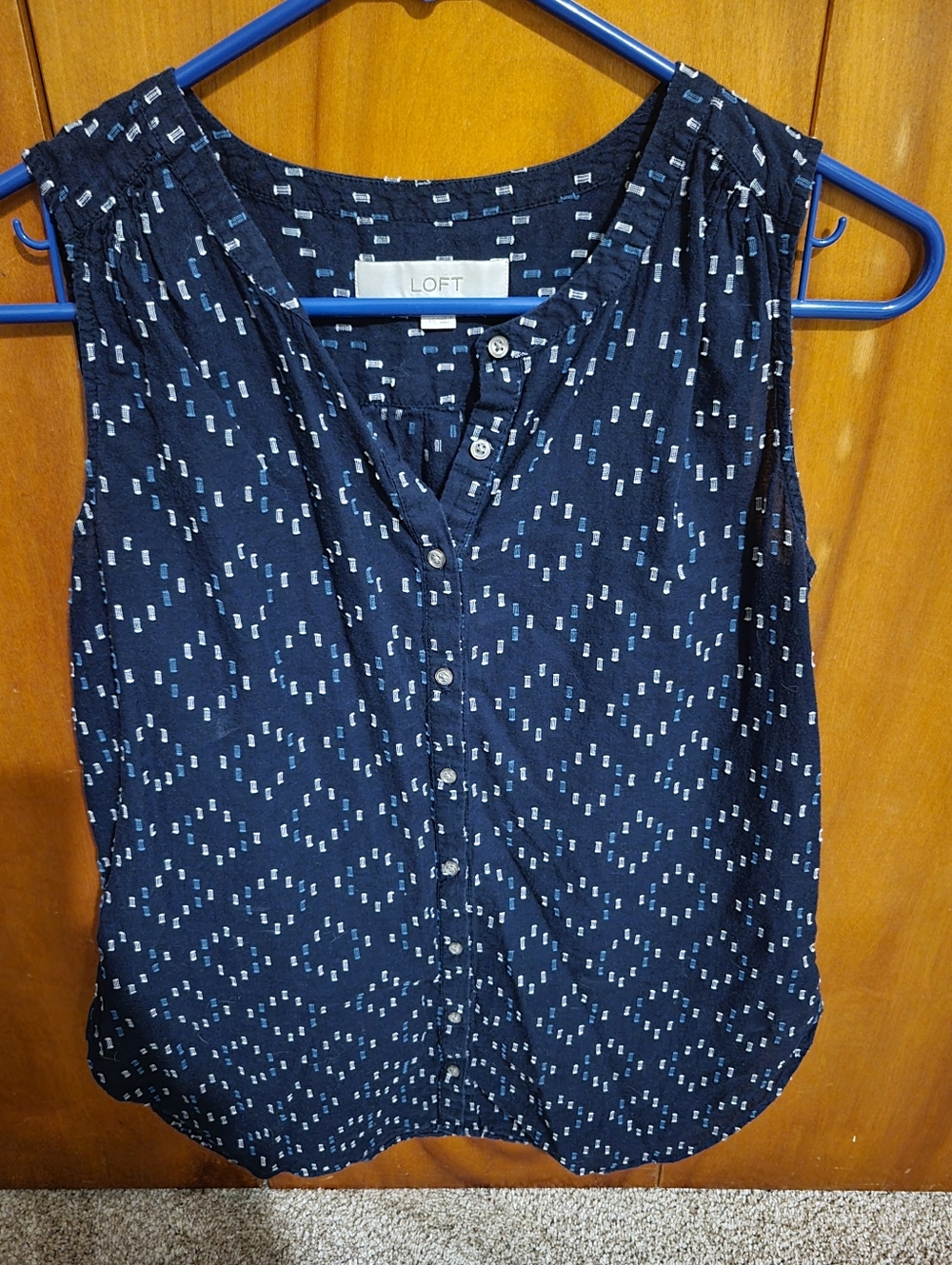 LOFT Navy Sleeveless Button-Front Camisole with Light Blue Dot Pattern